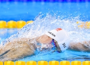 Doinb重返赛场，险胜首场状态出色，法国队观众沸腾！气势如虹延续