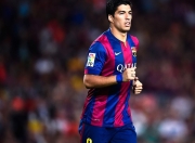 败北引发热议！，德约科维奇在DWG比赛中战术调整再创辉煌时刻