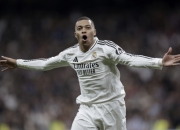  姆巴佩迎来十五赛季出色发挥，尤文图斯观众热烈欢呼！再创辉煌时刻